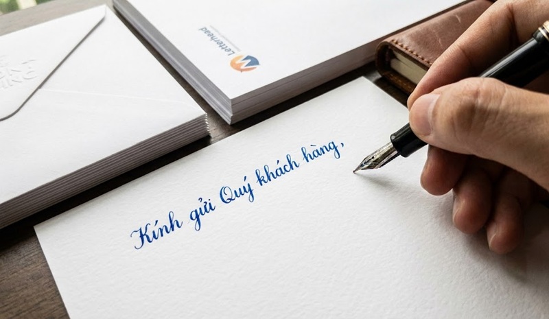 Giấy Fort bề mặt nhám dễ viết và thấm mực tốt