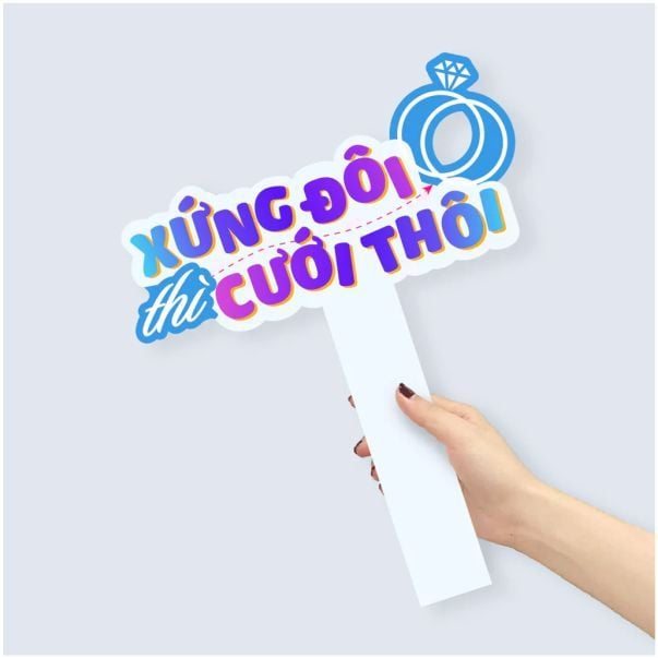 Những mẫu in hashtag cầm tay đẹp