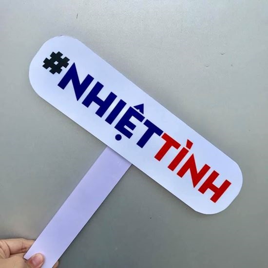 Những mẫu in hashtag cầm tay đẹp