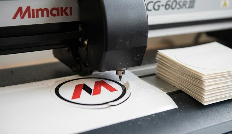 Máy cắt bế decal Mimaki Nhật Bản chính xác từng chi tiết