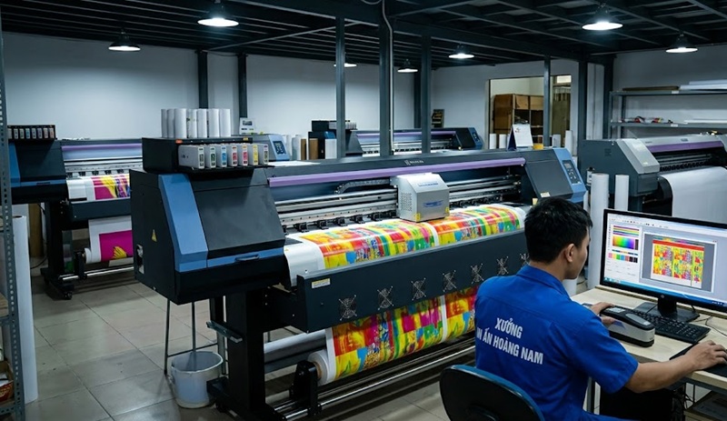 Hệ thống máy in PP kỹ thuật số độ phân giải cao tại xưởng Hoàng Nam