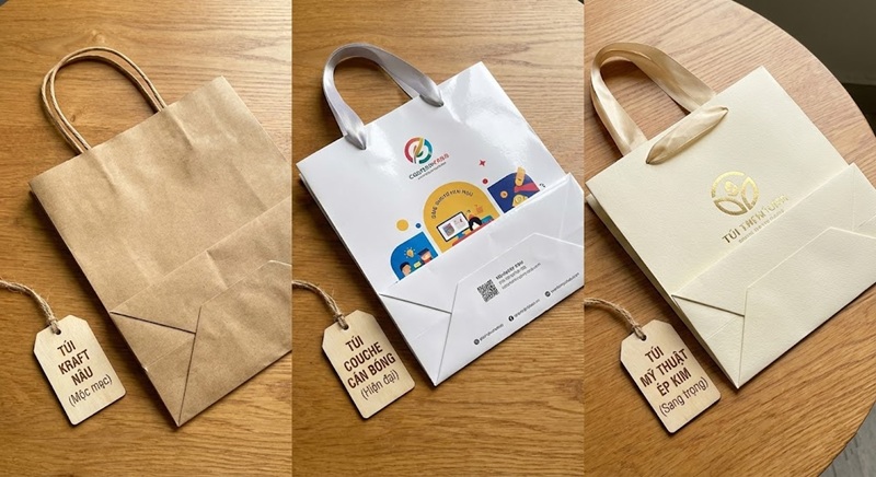 So sánh các chất liệu in túi giấy phổ biến: Kraft, Couche và Mỹ thuật So sánh các chất liệu in túi giấy phổ biến: Kraft, Couche và Mỹ thuật