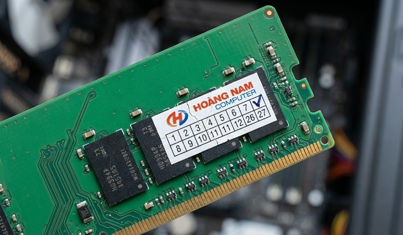 Tem bảo hành dán trên thanh RAM máy tính