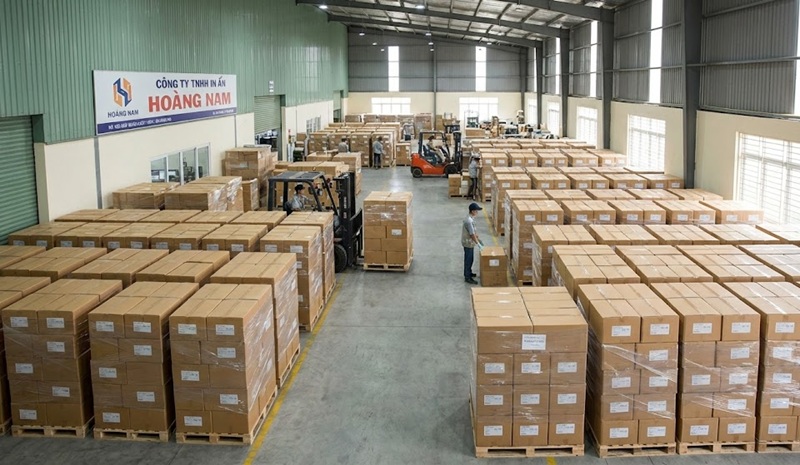 Thùng carton 5 lớp chất lượng cao đi hàng đường hàng không tại xưởng Hoàng Nam. Thùng carton 5 lớp chất lượng cao đi hàng đường hàng không tại xưởng Hoàng Nam.